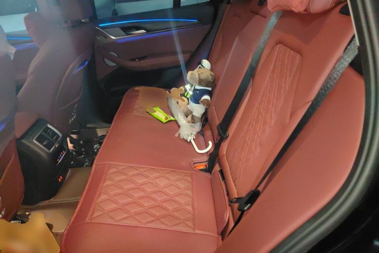 Used BMW X3 2023 Restyled xDrive30i Leading Edition M Night Sky Package Left Rear Seat