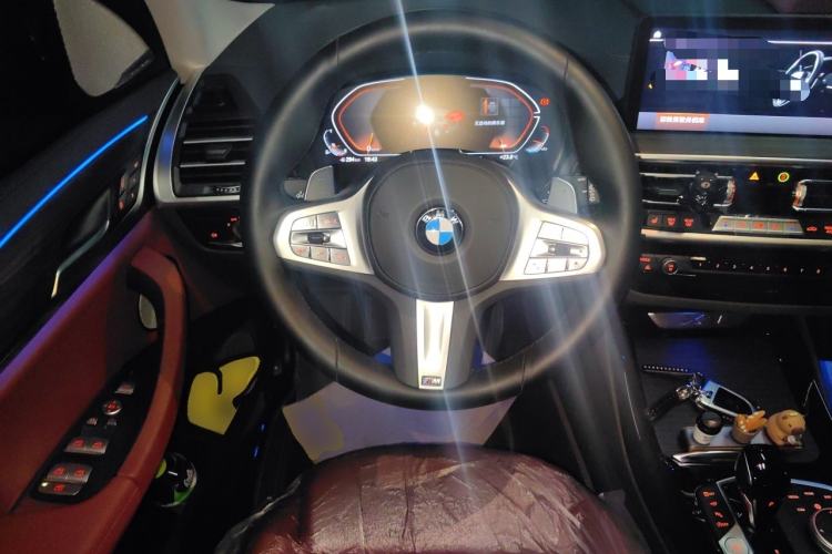 Used BMW X3 2023 Restyled xDrive30i Leading Edition M Night Sky Package Steering Wheel