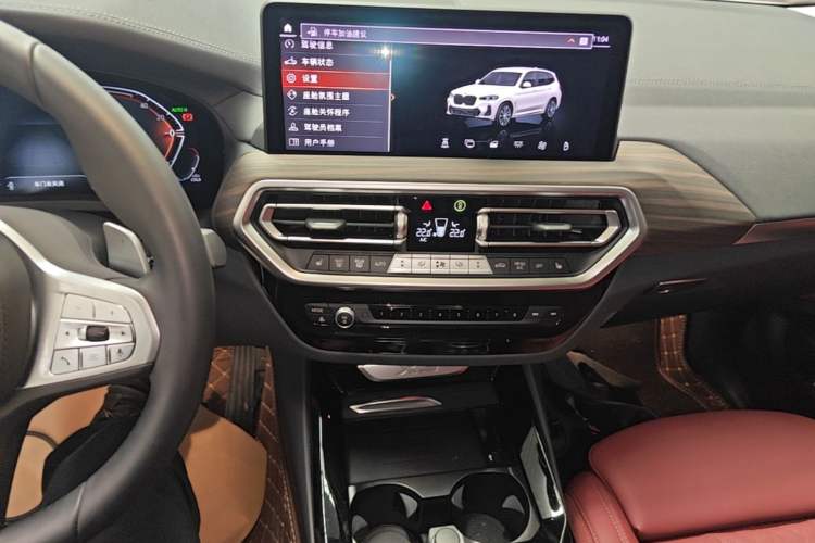 Used BMW X3 2023 Restyled xDrive30i Leading Edition M Night Sky Package Audio And AC Panel