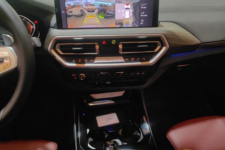 Used BMW X3 2023 Restyled xDrive30i Leading Edition M Night Sky Package Audio And AC Panel