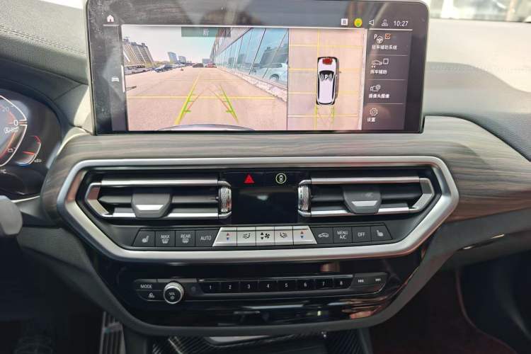 Used BMW X3 2023 Restyled xDrive30i Leading Edition M Night Sky Package Audio And AC Panel