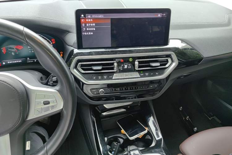 Used BMW X3 2023 xDrive25i M Sport Package Audio And AC Panel