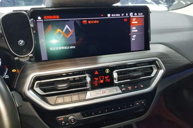Used BMW X3 2023 Restyled xDrive30i Leading Edition M Night Sky Package Audio And AC Panel