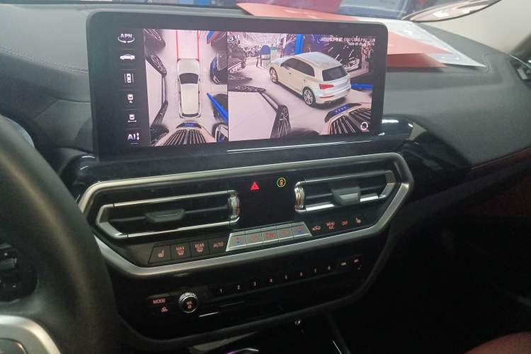 Used BMW X3 2023 xDrive25i M Sport Package Audio And AC Panel