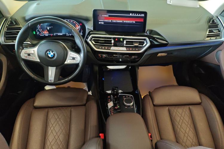 Used BMW X3 2023 xDrive25i M Sport Package Center Console