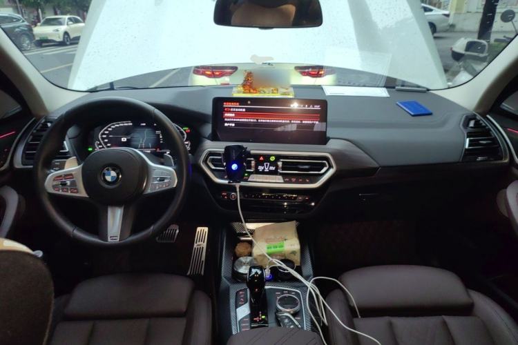 Used BMW X3 2023 Restyled xDrive30i Leading Edition M Night Sky Package Center Console