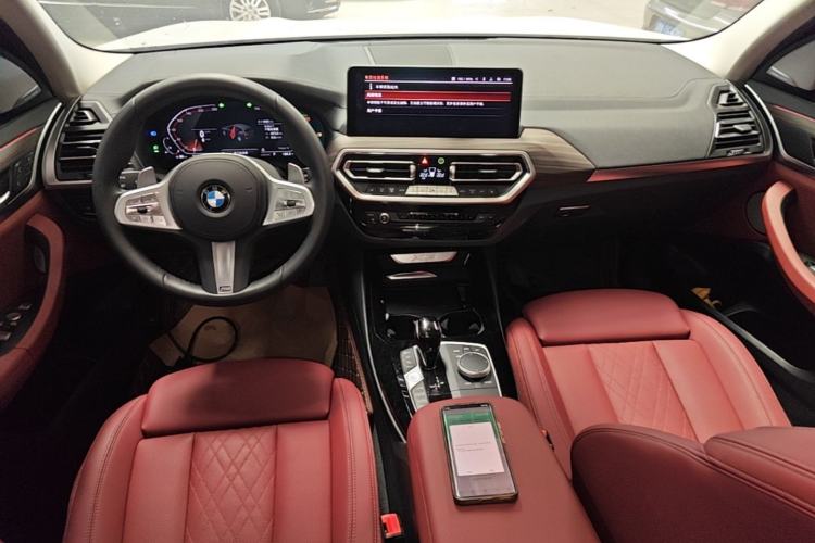 Used BMW X3 2023 Restyled xDrive30i Leading Edition M Night Sky Package Center Console