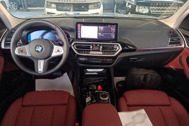 Used BMW X3 2023 xDrive25i M Sport Package Center Console