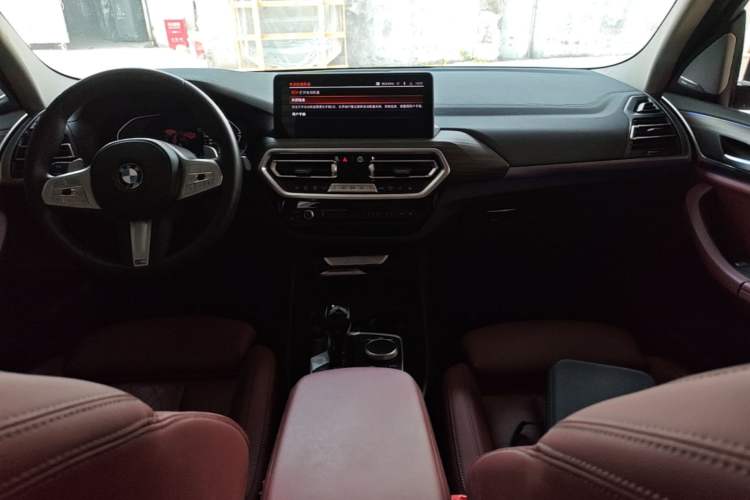 Used BMW X3 2023 xDrive30i Luxury Edition M Night Sky Package Center Console