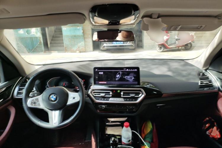 Used BMW X3 2023 xDrive25i M Sport Package Center Console