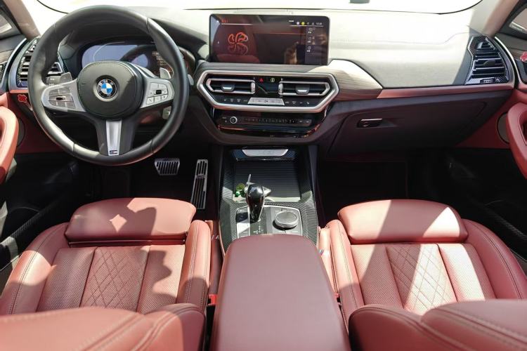 Used BMW X3 2023 Restyled xDrive30i Leading Edition M Night Sky Package Center Console