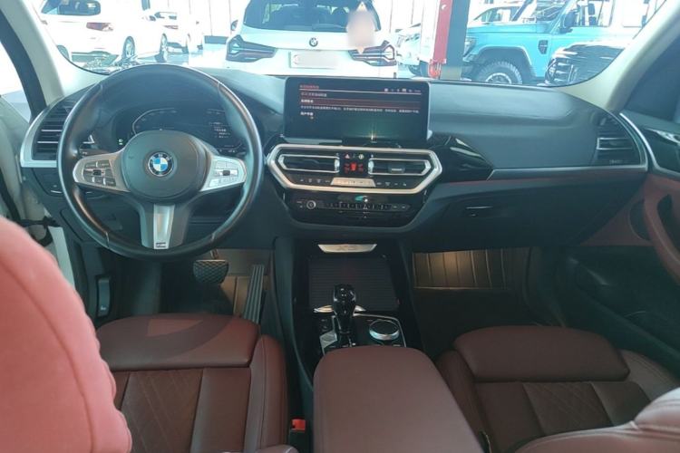Used BMW X3 2023 xDrive25i M Sport Package Center Console