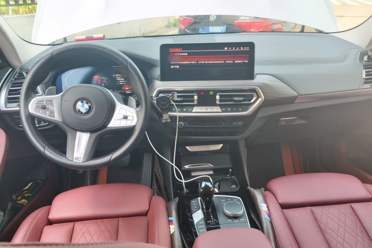 Used BMW X3 2023 xDrive30i Leading Model M Night Edition Package Center Console