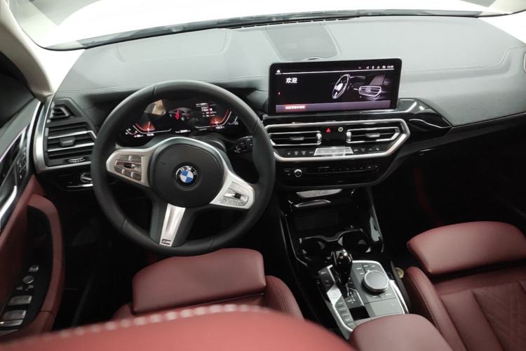 Used BMW X3 2023 xDrive25i M Sport Package Center Console