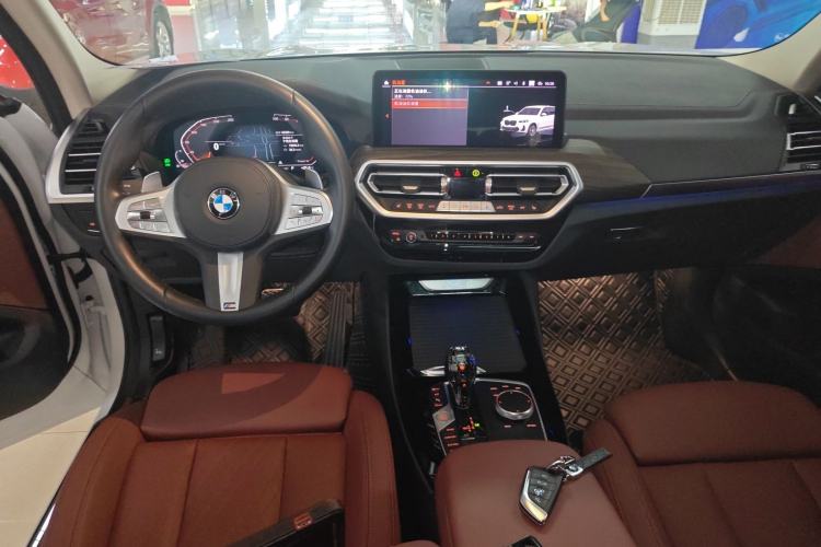 Used BMW X3 2023 Restyled xDrive30i Leading Edition M Night Sky Package Center Console