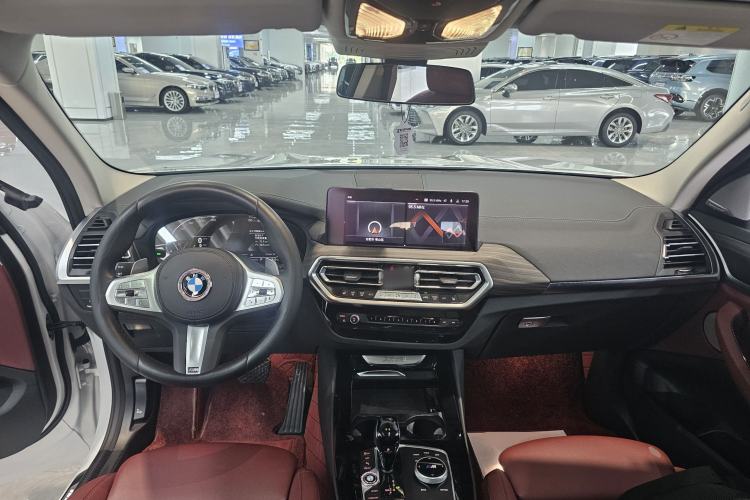 Used BMW X3 2023 Restyled xDrive30i Leading Edition M Night Sky Package Center Console