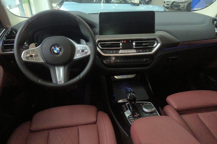 Used BMW X3 2023 Restyled xDrive30i Leading Edition M Night Sky Package Center Console