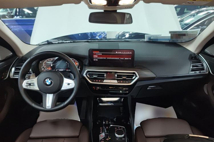Used BMW X3 2023 Restyled xDrive30i Leading Edition M Night Sky Package Center Console