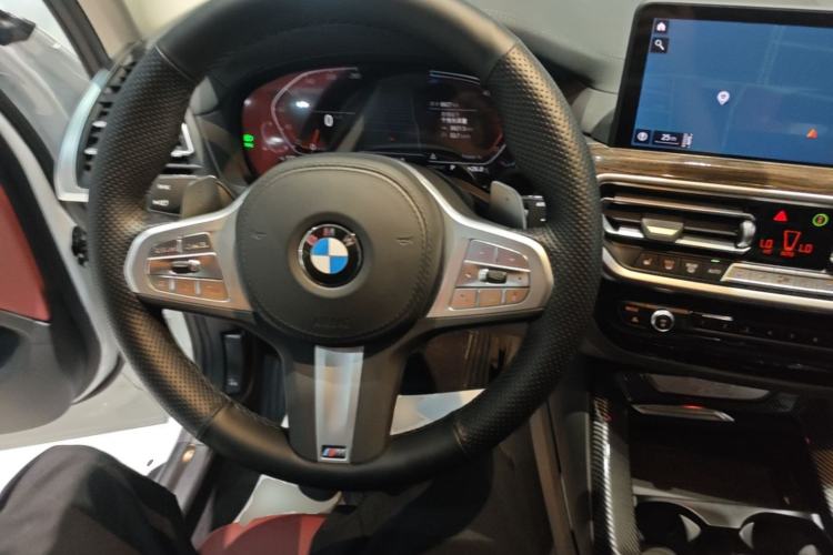Used BMW X3 2023 Restyled xDrive30i Leading Edition M Night Sky Package Center Console