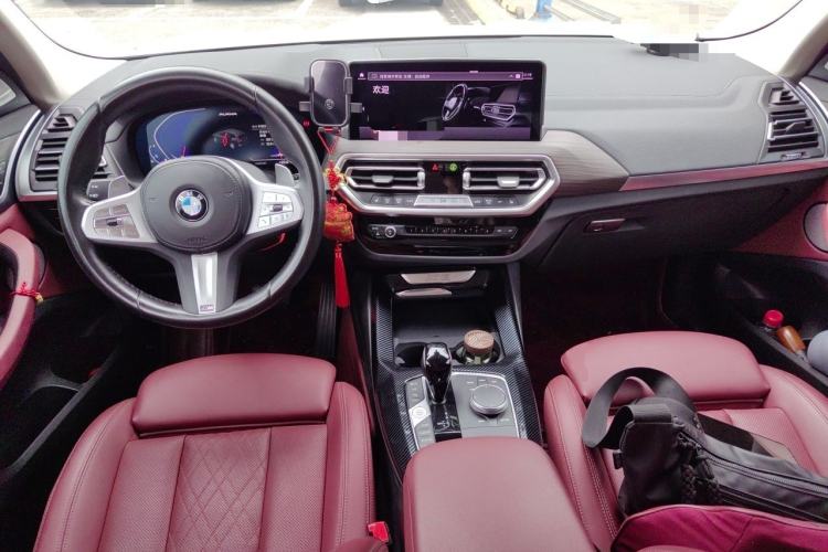 Used BMW X3 2023 xDrive30i Leading Model M Night Edition Package Center Console