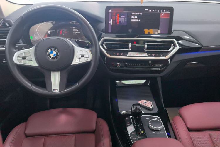 Used BMW X3 2023 xDrive25i M Sport Package Center Console