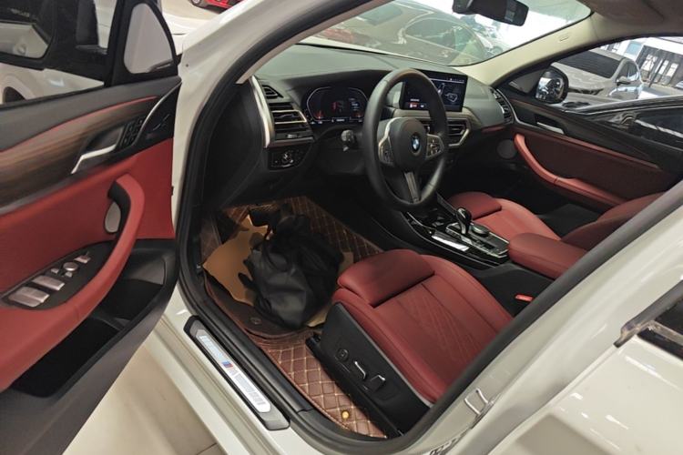 Used BMW X3 2023 Restyled xDrive30i Leading Edition M Night Sky Package Driver Seat