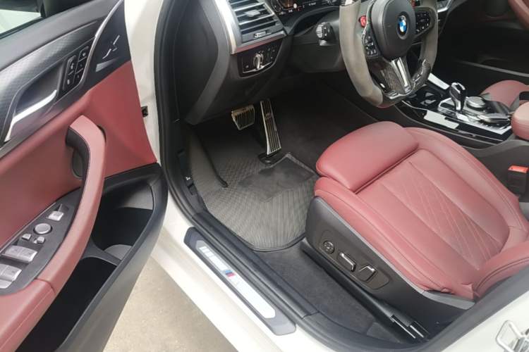 Used BMW X3 2023 Restyled xDrive30i Luxury Version M Night Edition Package Driver Seat