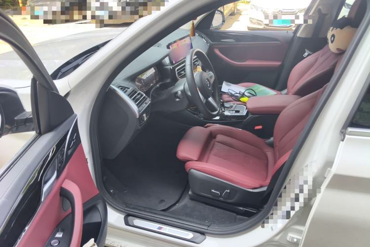 Used BMW X3 2023 xDrive25i M Sport Package Driver Seat