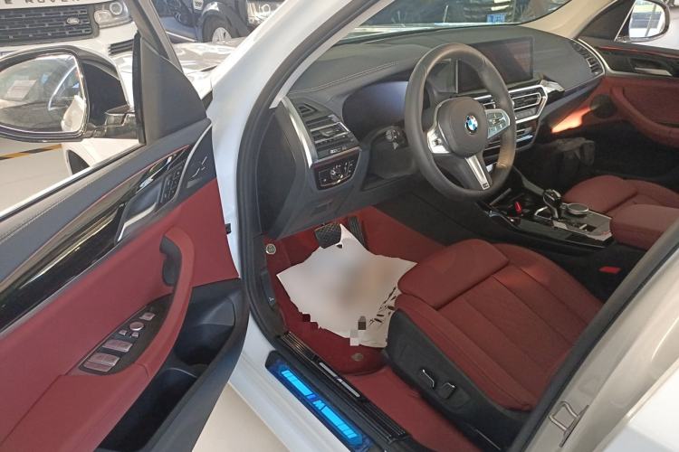 Used BMW X3 2023 xDrive25i M Sport Package Driver Seat