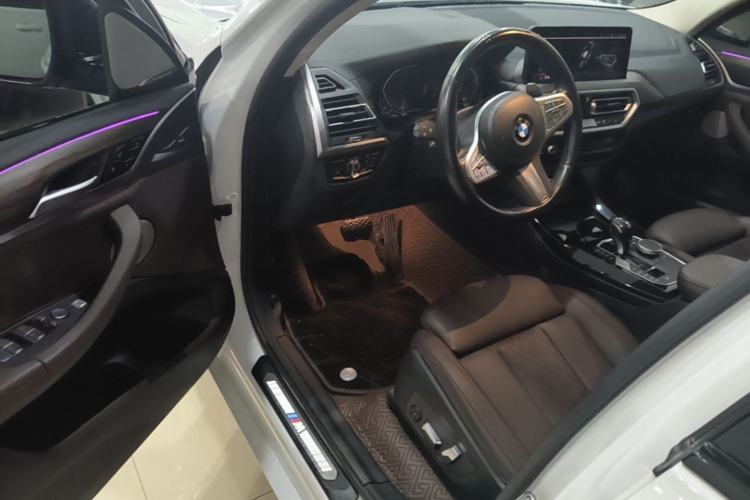 Used BMW X3 2023 xDrive30i Leading Model M Night Edition Package Driver Seat
