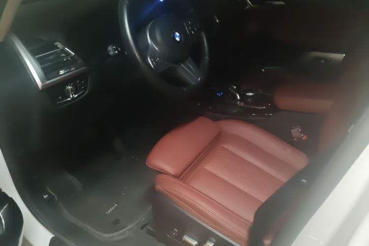 Used BMW X3 2023 xDrive30i Leading Model M Night Edition Package Driver Seat