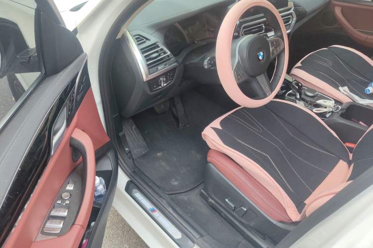 Used BMW X3 2023 xDrive25i M Sport Package Driver Seat
