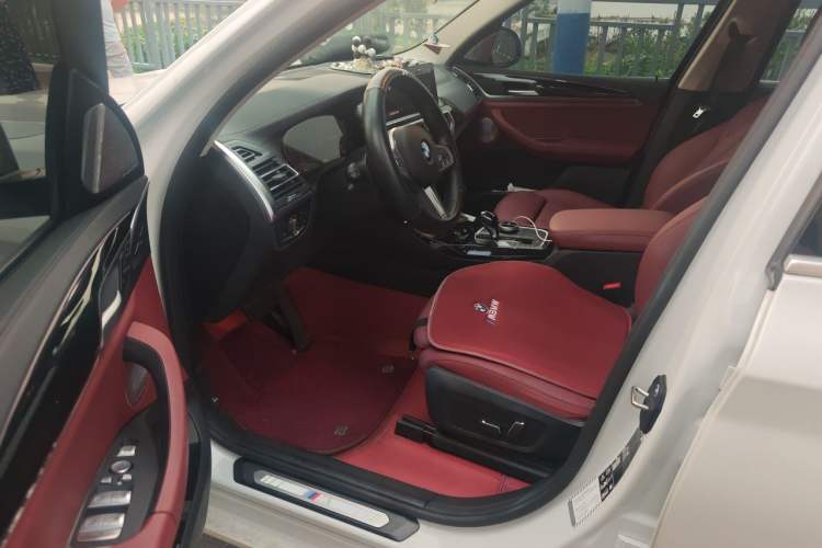 Used BMW X3 2023 xDrive25i M Sport Package Driver Seat