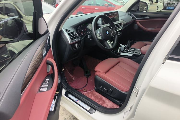 Used BMW X3 2023 Restyled xDrive30i Leading Edition M Night Sky Package Driver Seat