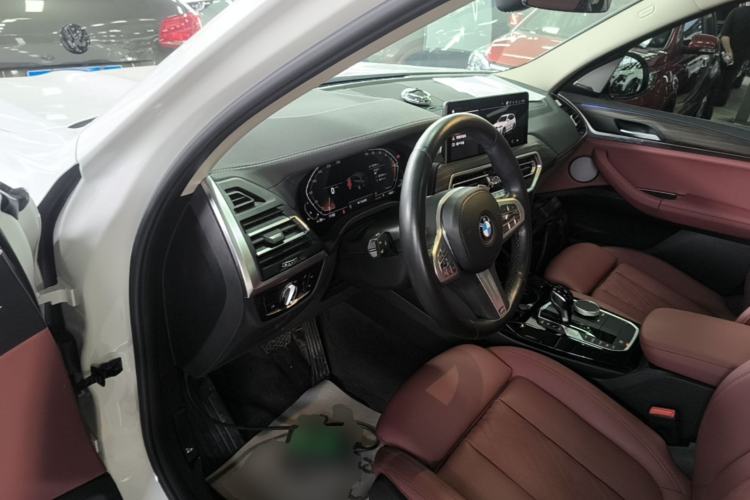 Used BMW X3 2023 xDrive30i Leading Model M Night Edition Package Driver Seat