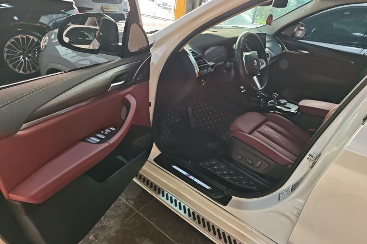 Used BMW X3 2023 Restyled xDrive30i Leading Edition M Night Sky Package Driver Seat