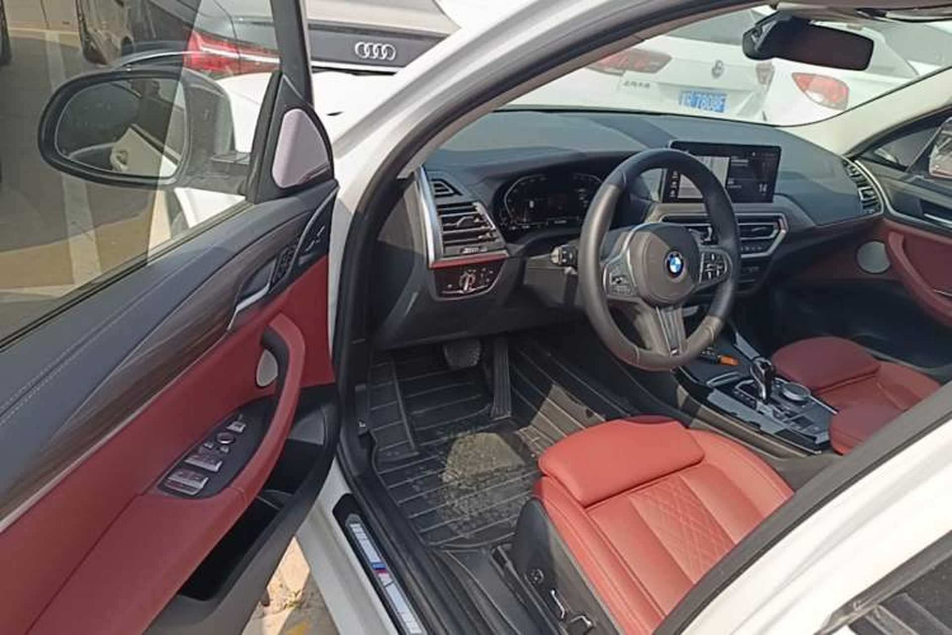Used BMW X3 2023 Restyled xDrive30i Leading Edition M Night Sky Package Driver Seat