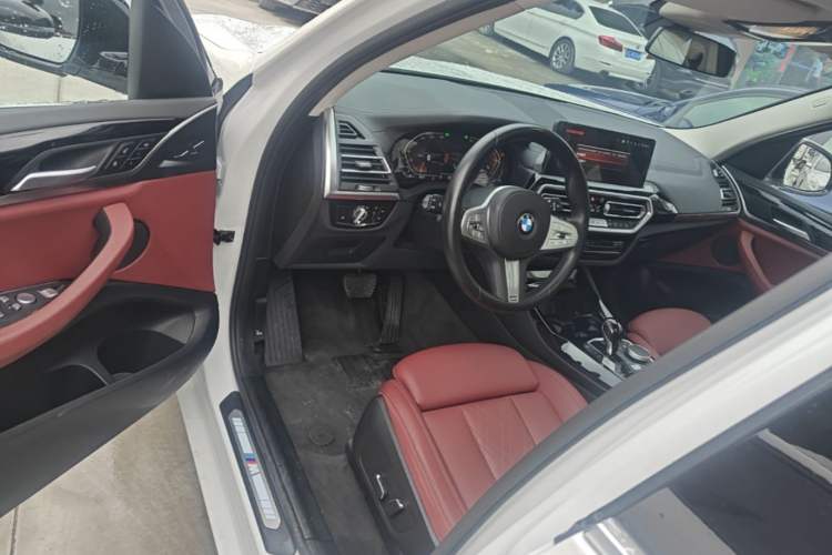 Used BMW X3 2023 xDrive25i M Sport Package Driver Seat
