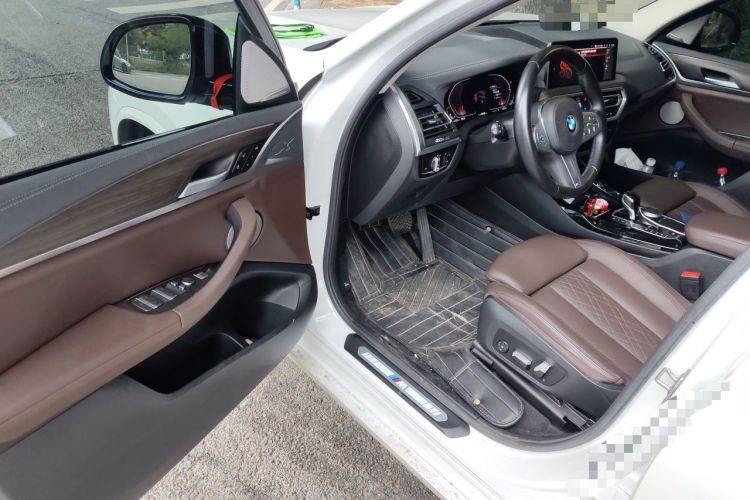Used BMW X3 2023 xDrive30i Leading Model M Night Edition Package Driver Seat