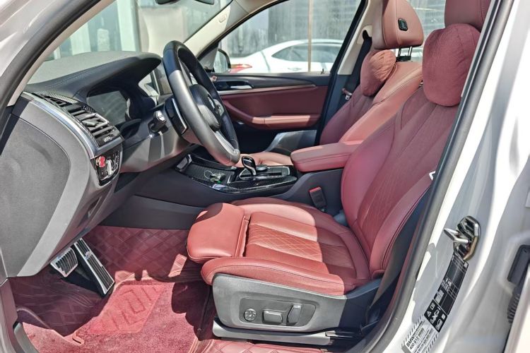 Used BMW X3 2023 Restyled xDrive30i Leading Edition M Night Sky Package Driver Seat