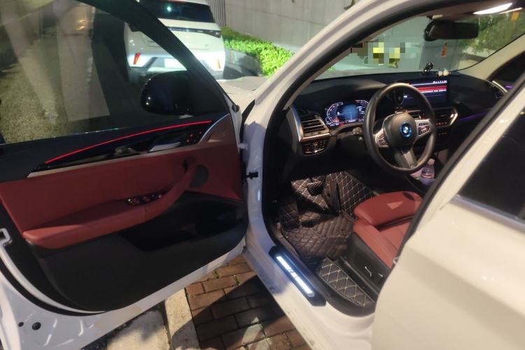 Used BMW X3 2023 xDrive25i M Sport Package Driver Seat