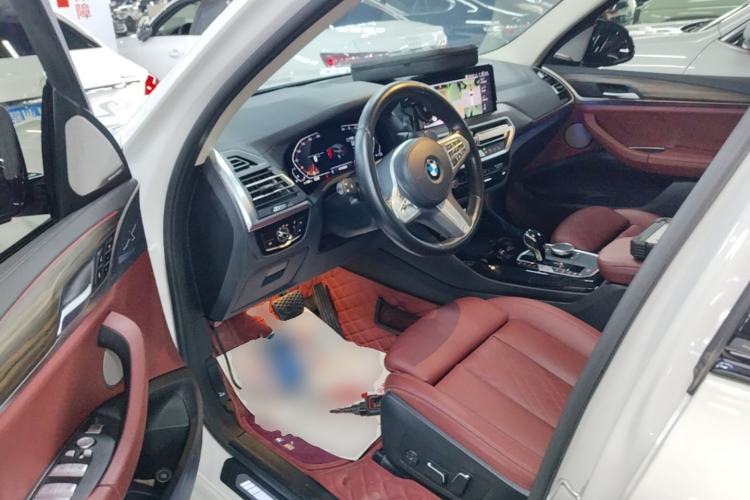 Used BMW X3 2023 Restyled xDrive30i Leading Edition M Night Sky Package Driver Seat