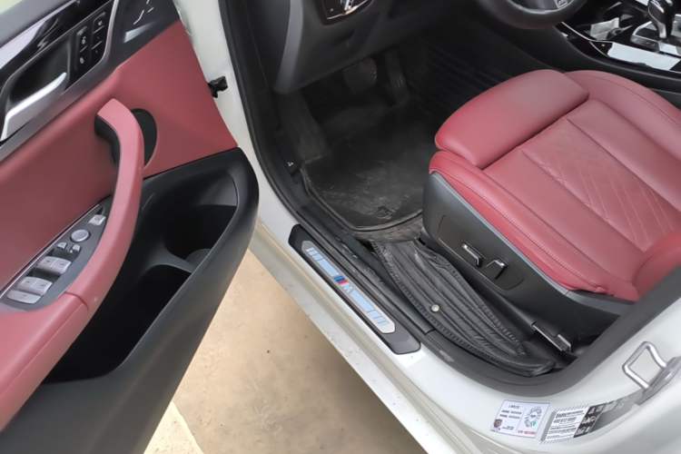 Used BMW X3 2023 xDrive25i M Sport Package Driver Seat