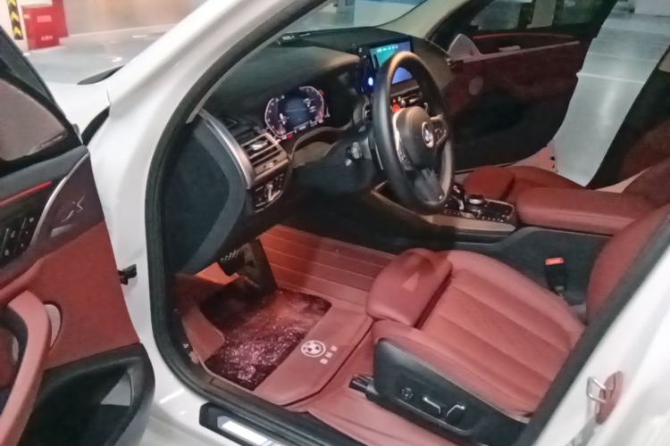 Used BMW X3 2023 xDrive30i Leading Model M Night Edition Package Driver Seat