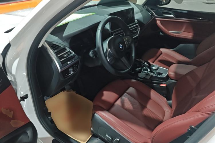 Used BMW X3 2023 xDrive25i M Sport Package Driver Seat