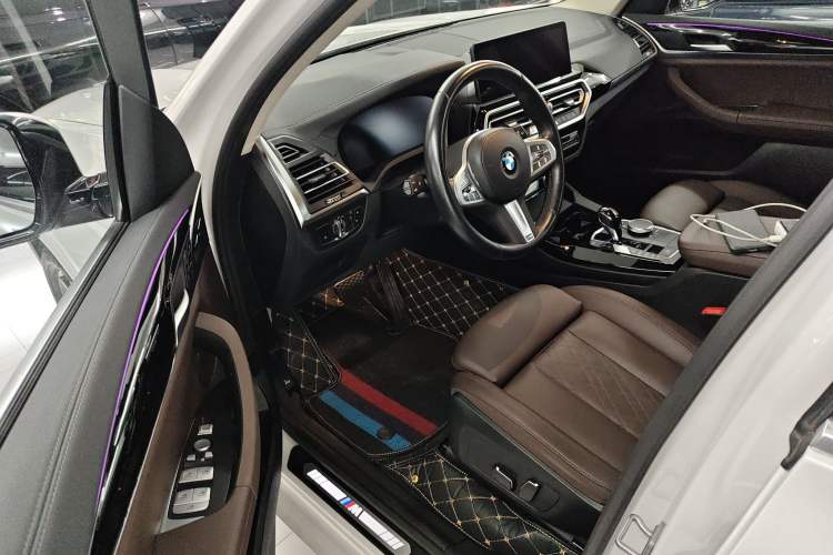Used BMW X3 2023 xDrive25i M Sport Package Driver Seat