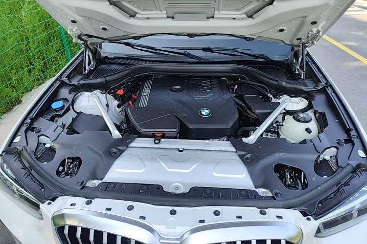 Used BMW X3 2023 xDrive25i M Sport Package Engine Bay