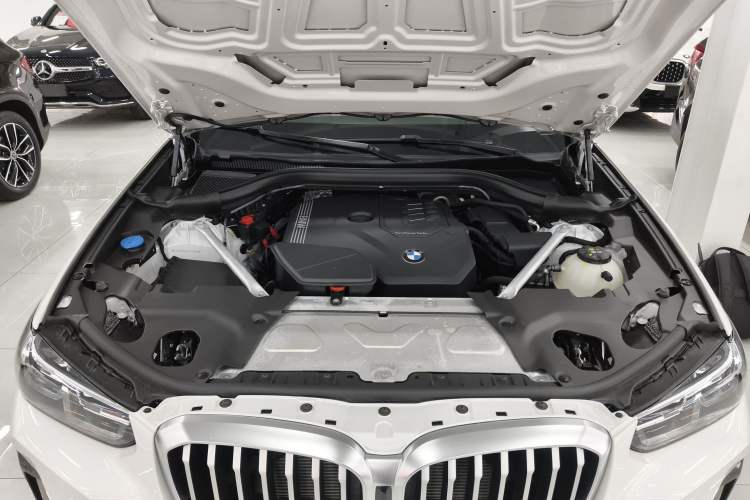 Used BMW X3 2023 xDrive25i M Sport Package Engine Bay