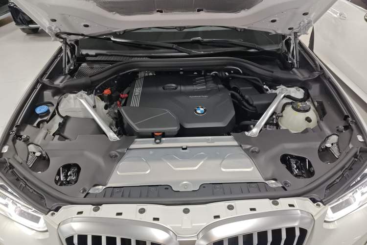 Used BMW X3 2023 xDrive25i M Sport Package Engine Bay