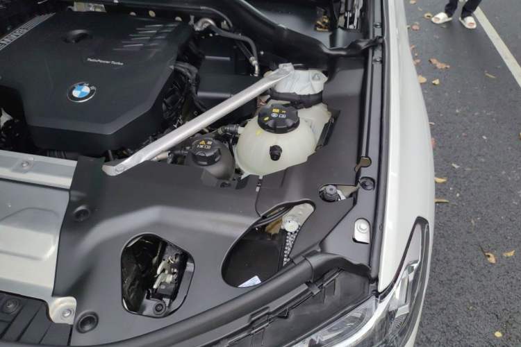 Used BMW X3 2023 Restyled xDrive30i Leading Edition M Night Sky Package Engine Bay Left